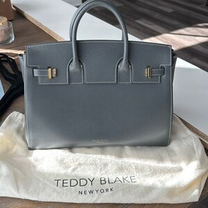 Teddy Blake purse